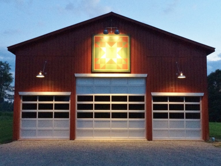 Gooseneck Barn Lighting Brings Focus To Kentucky Barn Quilt